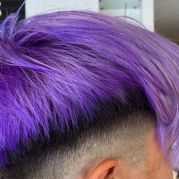 Taglio corto viola con sfumatura